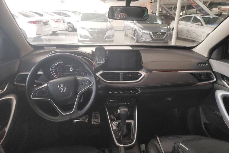 Used Baojun 510 2021 1.5L CVT Enjoyment Model Interior 2