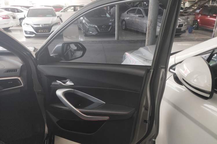 Used Baojun 510 2021 1.5L CVT Enjoyment Model Interior 5