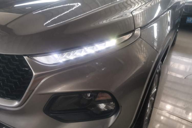 Used Baojun 510 2021 1.5L CVT Enjoyment Model Left Front Headlight