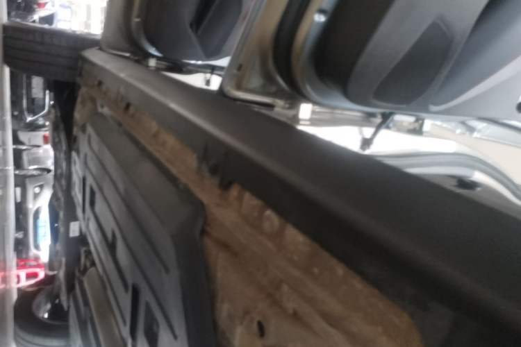 Used Baojun 510 2021 1.5L CVT Enjoyment Model Left Side Sill
