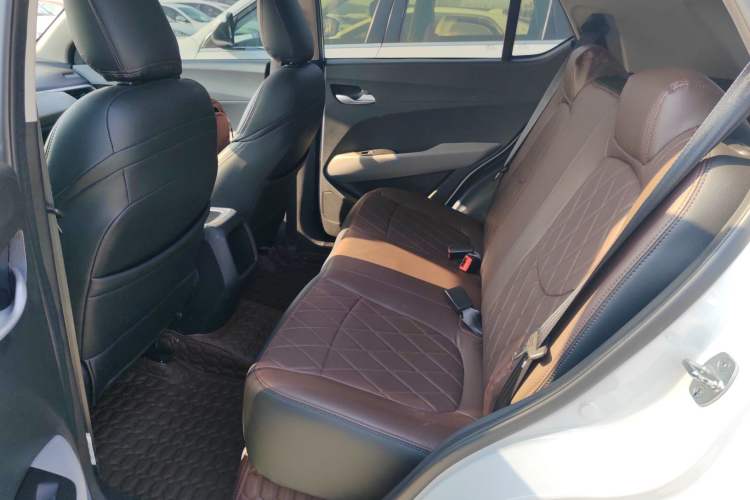 Used Baojun 510 2021 1.5L Manual Jingxiang Edition Interior 4