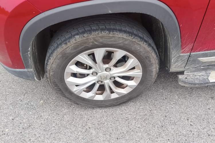 Used Baojun 510 2021 1.5L CVT Enjoyment Model Left Front Wheel Hub
