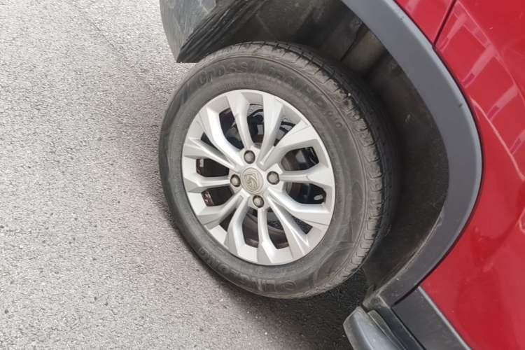 Used Baojun 510 2021 1.5L CVT Enjoyment Model Right Rear Wheel Hub