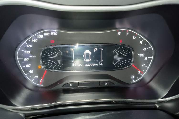 Used Baojun 510 2021 1.5L CVT Enjoyment Model Odometer Close Up