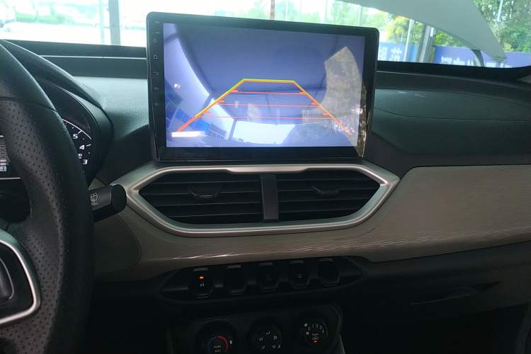 Used Baojun 510 2021 1.5L Manual Jingxiang Edition Audio And AC Panel