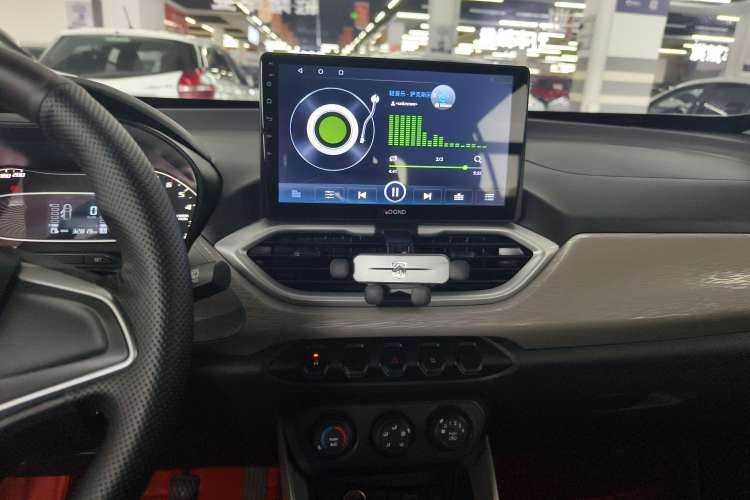 Used Baojun 510 2021 1.5L Manual Jingxiang Edition Audio And AC Panel