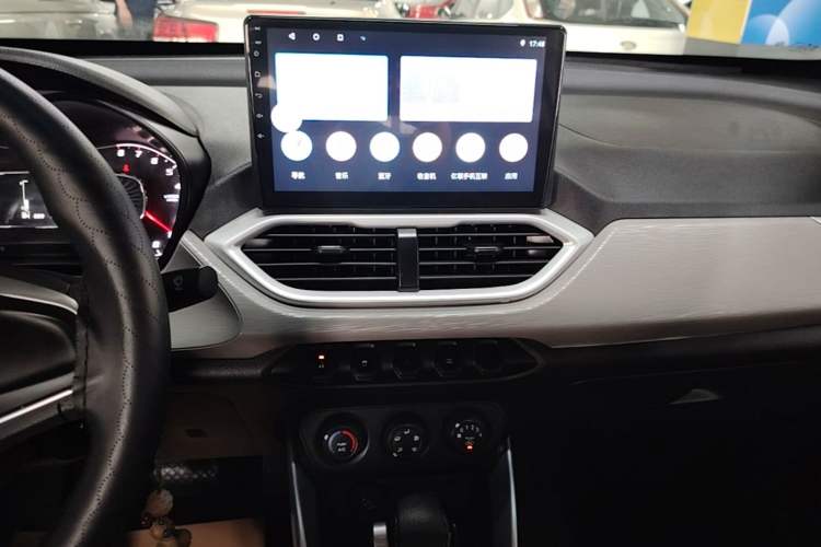 Used Baojun 510 2021 1.5L CVT Enjoy Edition Audio And AC Panel