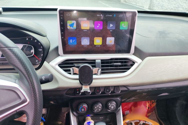 Used Baojun 510 2021 1.5L CVT Enjoy Edition Audio And AC Panel