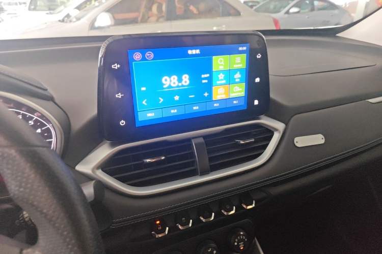 Used Baojun 510 2021 1.5L CVT Enjoyment Model Audio And AC Panel