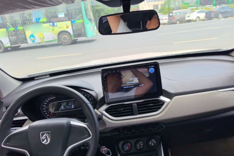 Used Baojun 510 2021 1.5L Manual Jingxiang Edition Center Console