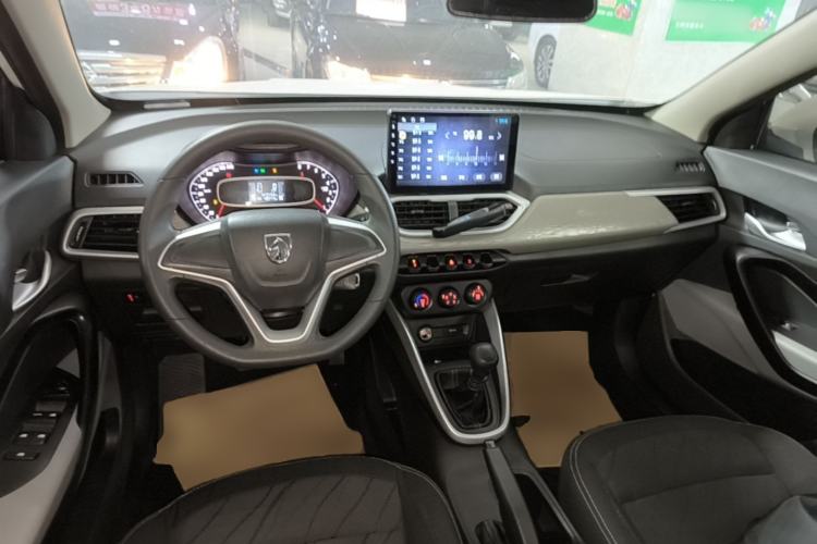 Used Baojun 510 2021 1.5L Manual Jingxiang Edition Center Console