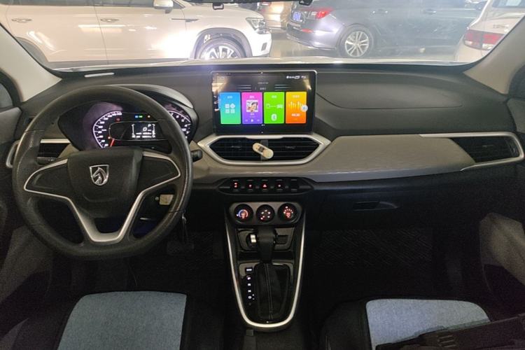 Used Baojun 510 2021 1.5L CVT Enjoy Edition Center Console