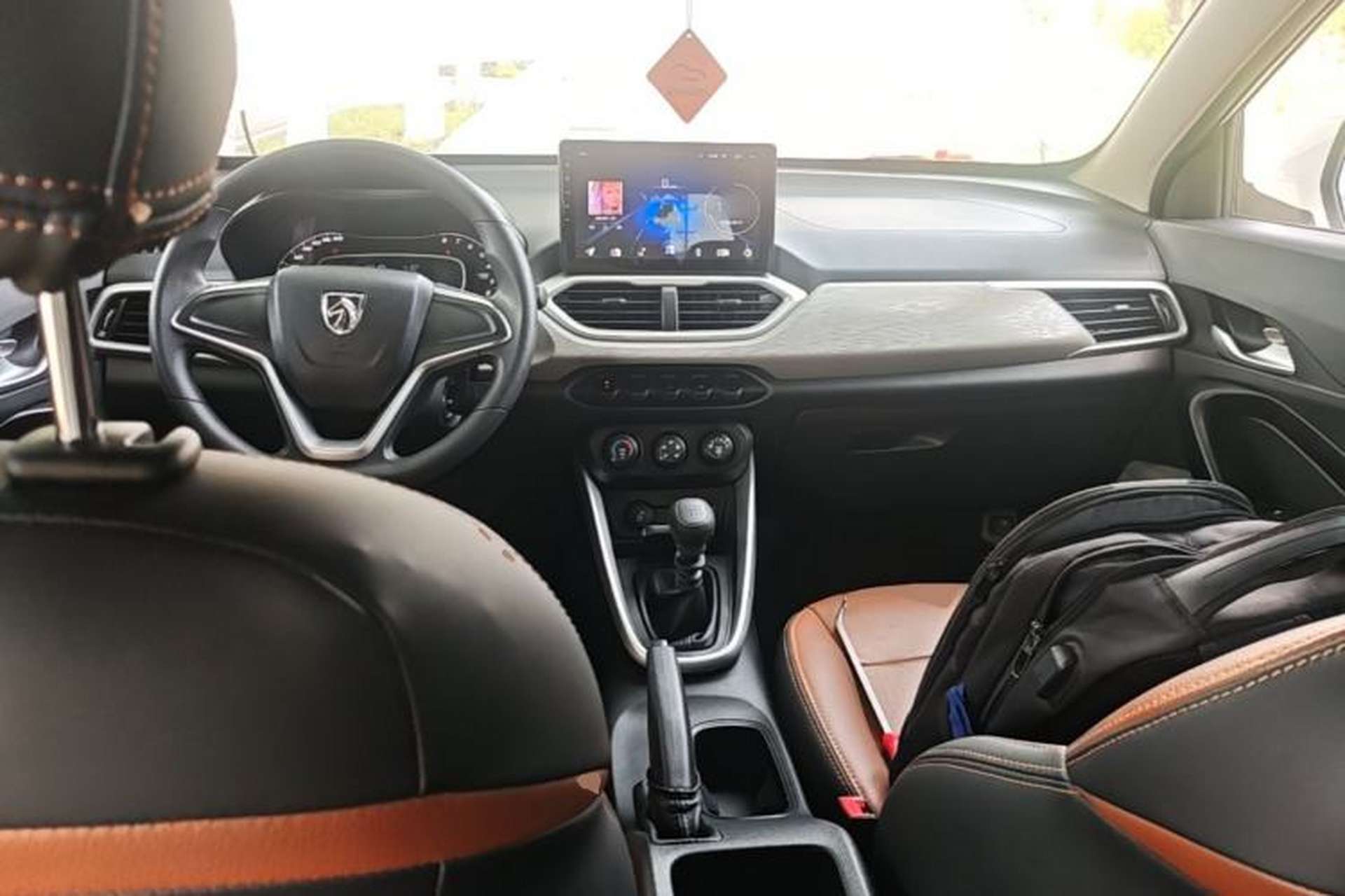 Used Baojun 510 2021 1.5L Manual Jingxiang Edition Center Console