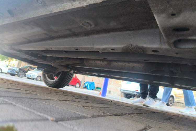 Used Baojun 510 2021 1.5L Manual Jingxiang Edition Chassis Front Right