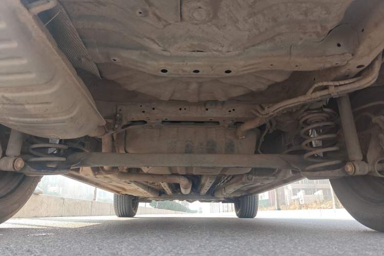 Used Baojun 510 2021 1.5L Manual Jingxiang Edition Chassis Rear