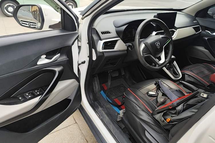 Used Baojun 510 2021 1.5L CVT Enjoy Edition Driver Seat