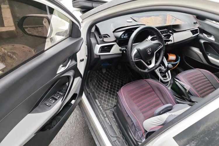 Used Baojun 510 2021 1.5L Manual Jingxiang Edition Driver Seat