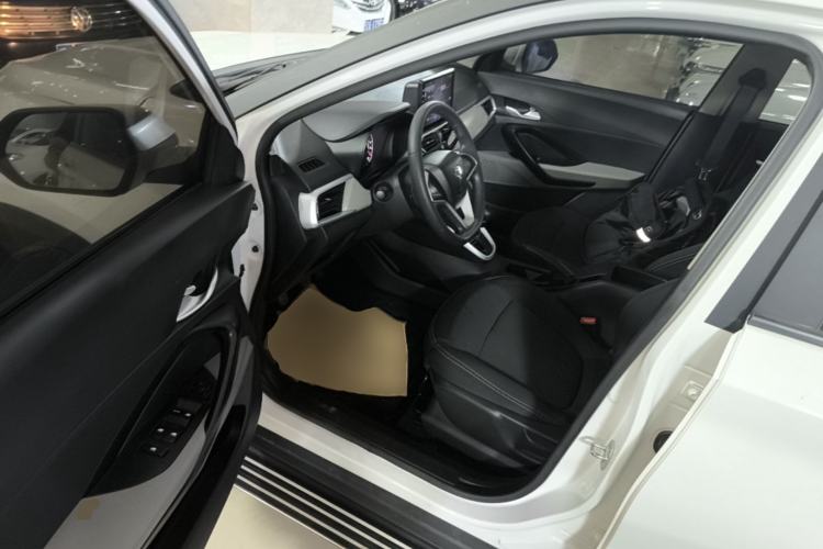 Used Baojun 510 2021 1.5L Manual Jingxiang Edition Driver Seat