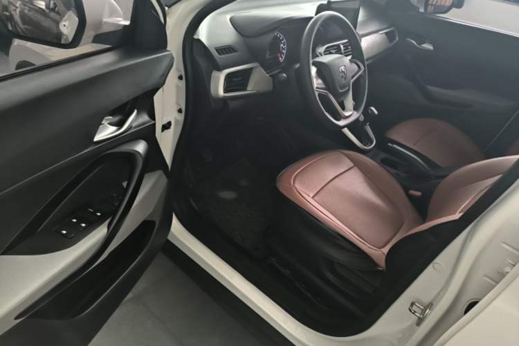 Used Baojun 510 2021 1.5L Manual Jingxiang Edition Driver Seat