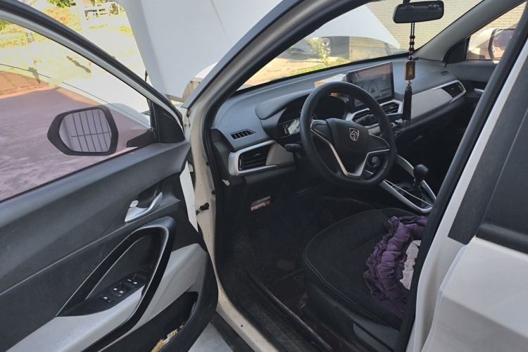Used Baojun 510 2021 1.5L Manual Jingxiang Edition Driver Seat