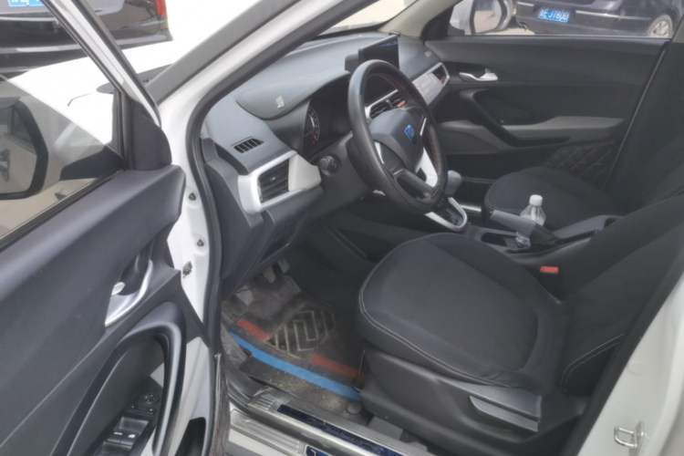 Used Baojun 510 2021 1.5L Manual Jingxiang Edition Driver Seat