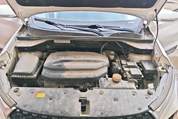Used Baojun 510 2021 1.5L Manual Enjoyment Model Engine Bay