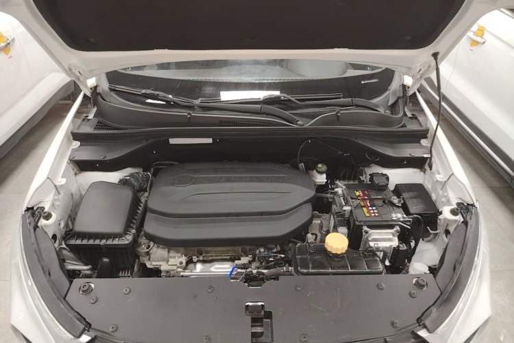 Used Baojun 510 2021 1.5L CVT Enjoy Edition Engine Bay