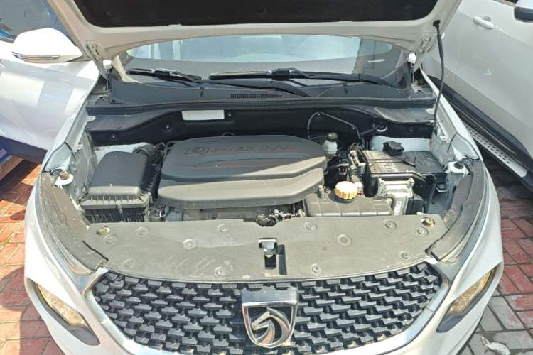 Used Baojun 510 2021 1.5L CVT Enjoyment Model Engine Bay