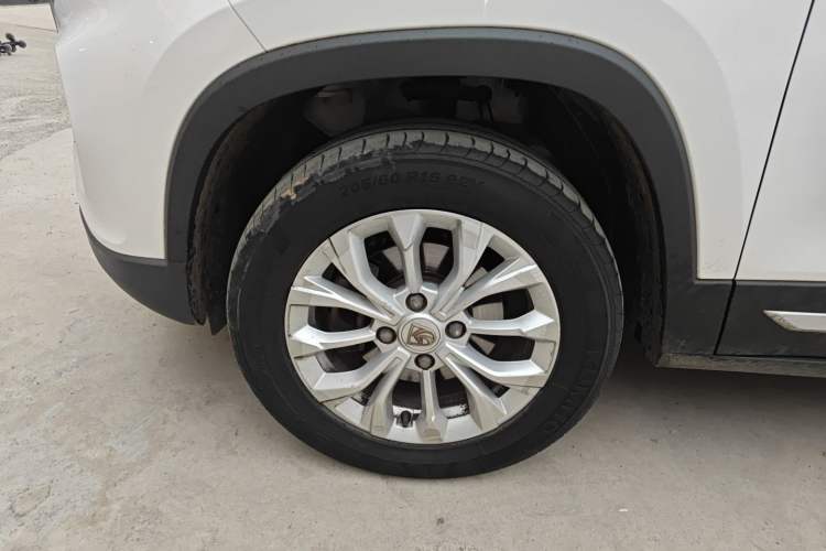 Used Baojun 510 2021 1.5L Manual Enjoyment Model Exterior 2