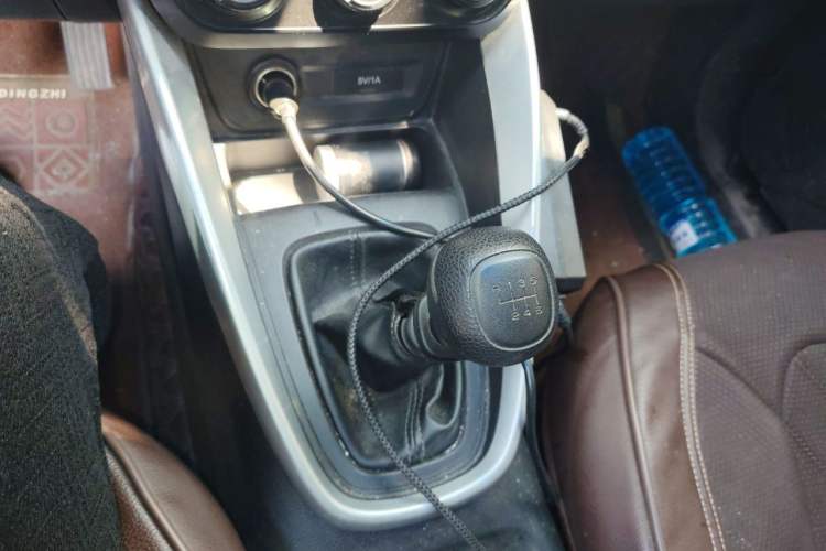 Used Baojun 510 2021 1.5L Manual Jingxiang Edition Gear Lever