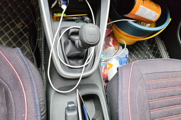 Used Baojun 510 2021 1.5L Manual Jingxiang Edition Gear Lever