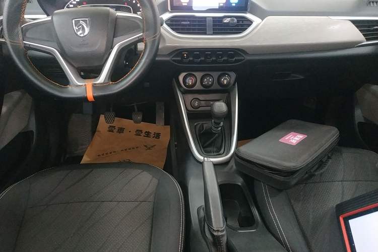 Used Baojun 510 2021 1.5L Manual Jingxiang Edition Gear Lever