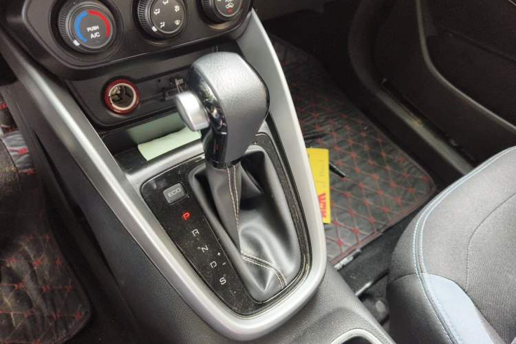 Used Baojun 510 2021 1.5L CVT Enjoyment Model Gear Lever
