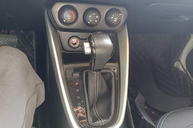 Used Baojun 510 2021 1.5L CVT Enjoy Edition Gear Lever
