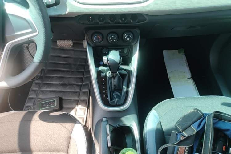 Used Baojun 510 2021 1.5L CVT Enjoy Edition Gear Lever