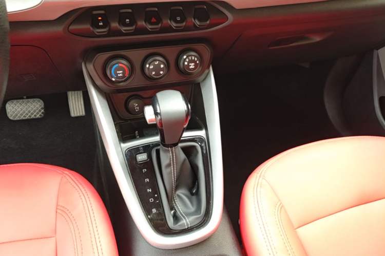 Used Baojun 510 2021 1.5L CVT Enjoy Edition Gear Lever