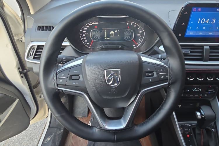 Used Baojun 510 2021 1.5L CVT Enjoyment Model Interior 2