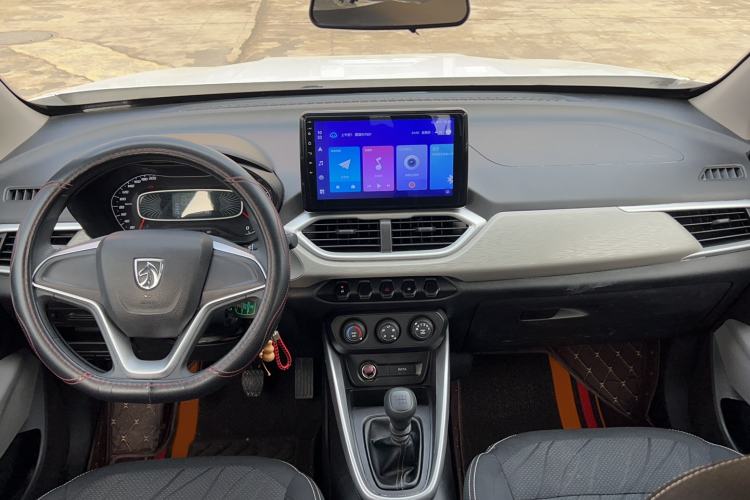 Used Baojun 510 2021 1.5L Manual Jingxiang Edition Interior 2