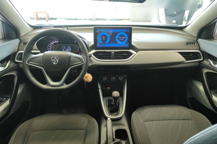 Used Baojun 510 2021 1.5L Manual Jingxiang Edition Interior 2