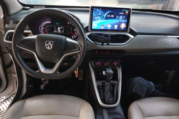 Used Baojun 510 2021 1.5L CVT Enjoy Edition Interior 2