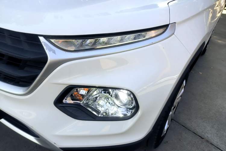 Used Baojun 510 2021 1.5L Manual Jingxiang Edition Left Front Headlight