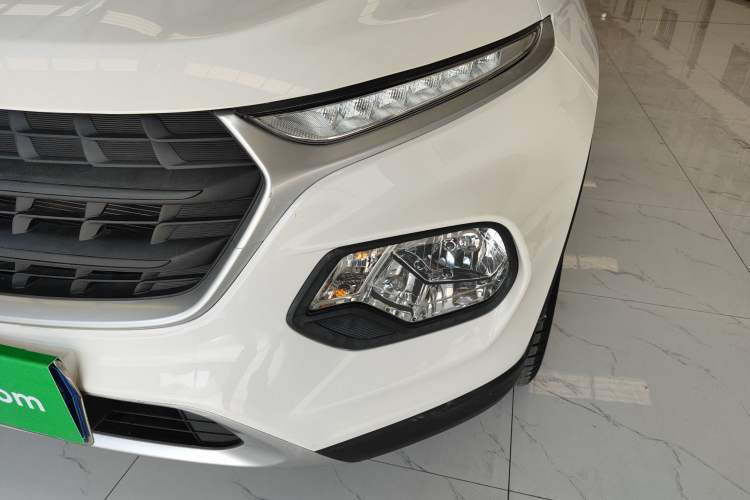 Used Baojun 510 2021 1.5L Manual Jingxiang Edition Left Front Headlight
