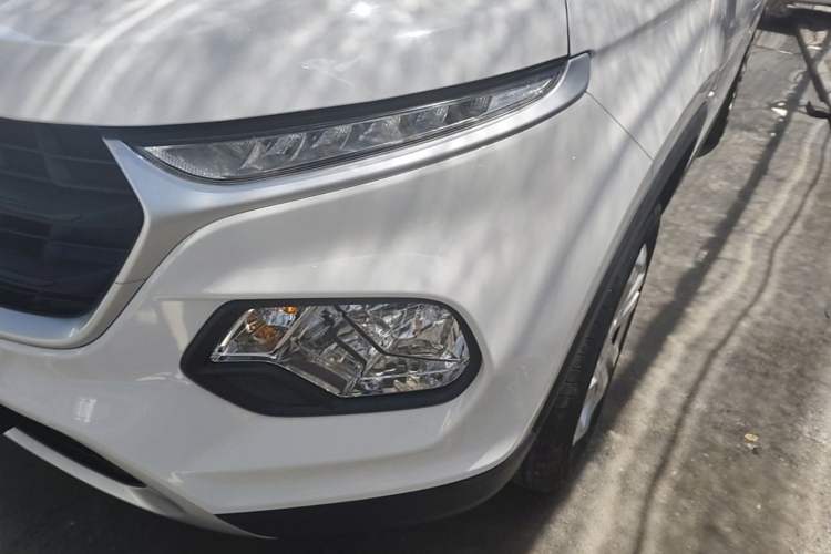Used Baojun 510 2021 1.5L Manual Jingxiang Edition Left Front Headlight