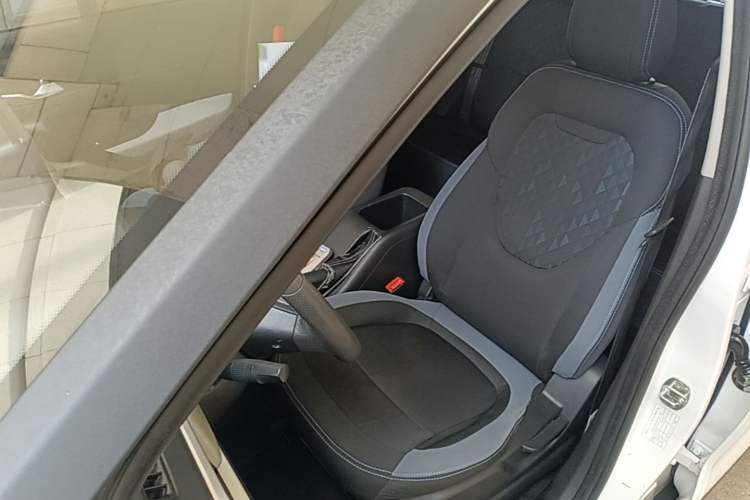 Used Baojun 510 2021 1.5L CVT Enjoy Edition Left Front Seat