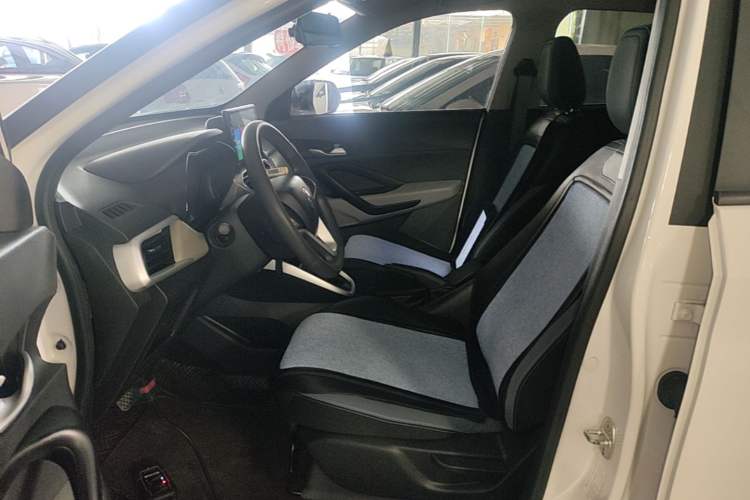 Used Baojun 510 2021 1.5L CVT Enjoy Edition Left Front Seat