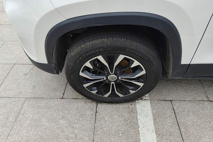 Used Baojun 510 2021 1.5L CVT Enjoy Edition Left Front Wheel Hub