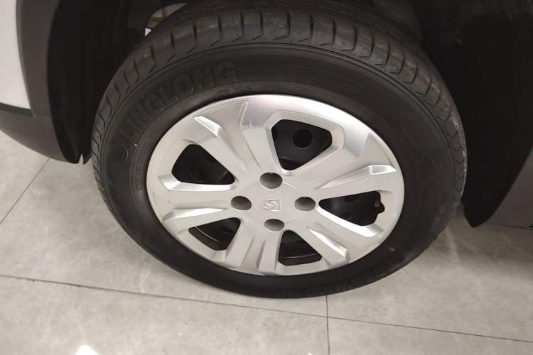 Used Baojun 510 2021 1.5L CVT Enjoy Edition Left Front Wheel Hub
