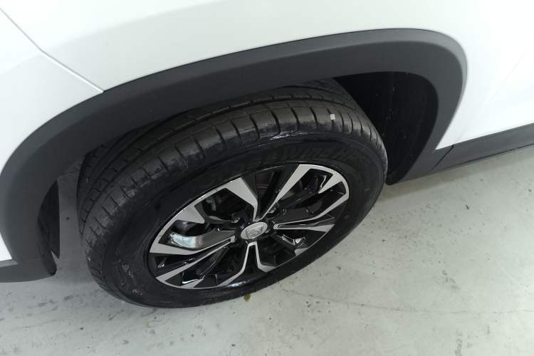 Used Baojun 510 2021 1.5L CVT Enjoy Edition Left Front Wheel Hub
