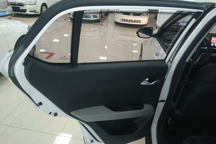 Used Baojun 510 2021 1.5L Manual Jingxiang Edition Left Rear Door Interior
