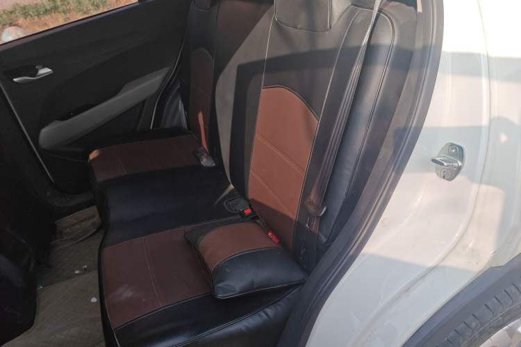 Used Baojun 510 2021 1.5L Manual Jingxiang Edition Left Rear Seat